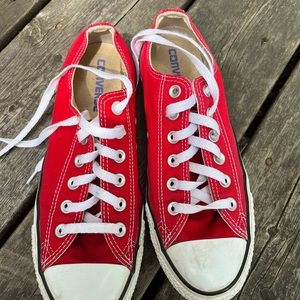 converse red low tops size 8.5 womens great condition